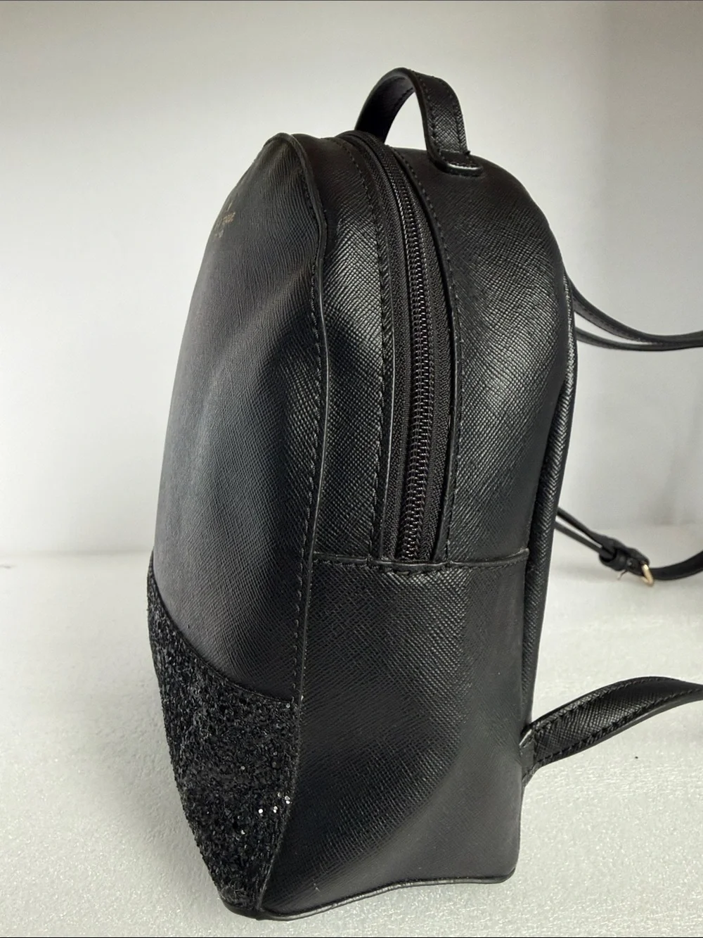 KATE SPADE Greta Court Sammi Black Glitter Small Backpack